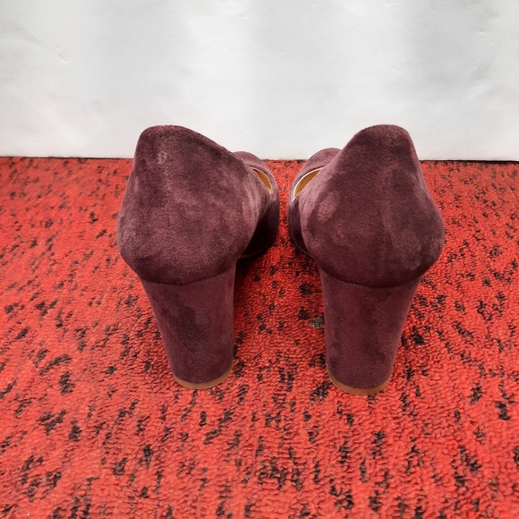 Castamere Red Burgandy Women's Block Heel Pump Slip on Shoes Faux Suede Size 9.5 - Picture 4 of 15